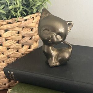 Solid Brass Cat Figurine Big Head Tilt to Right